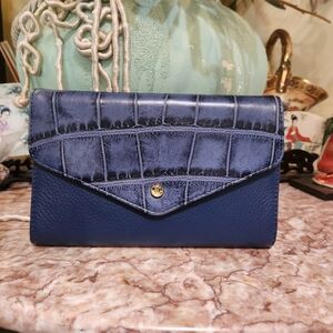 G.I.L.I. Leather Navy Croc Print Foldover Wallet With Removanle Pouch
